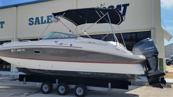 Hurricane SunDeck 2400 OB