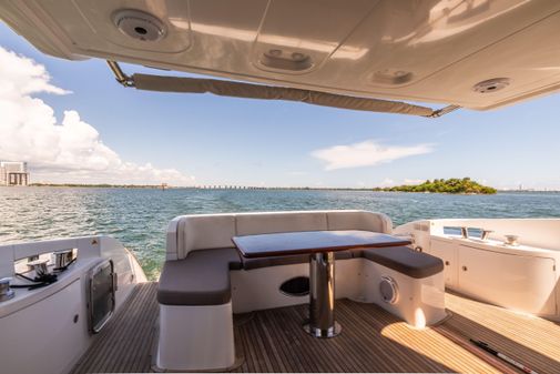 Azimut 64 Flybridge image