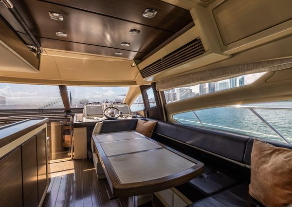 Azimut 64 Flybridge image