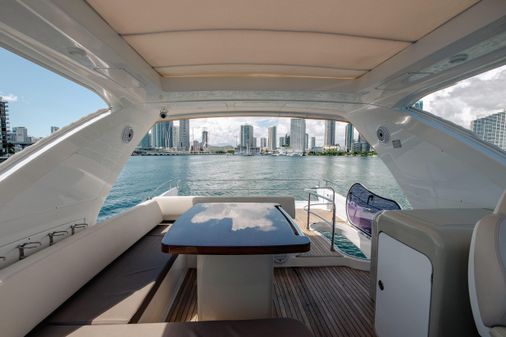 Azimut 64 Flybridge image