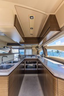 Azimut 64 Flybridge image