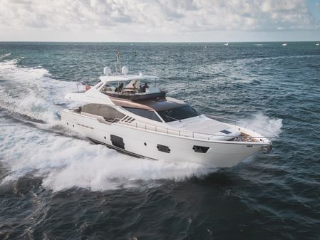 Ferretti Yachts 870 image