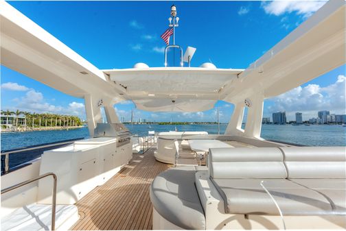 Ferretti Yachts 870 image