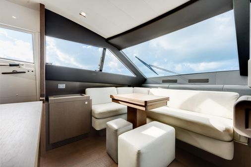 Ferretti Yachts 870 image