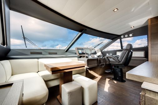 Ferretti Yachts 870 image