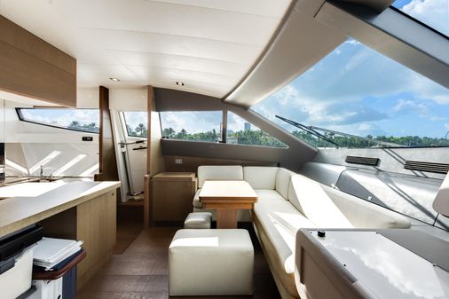 Ferretti Yachts 870 image