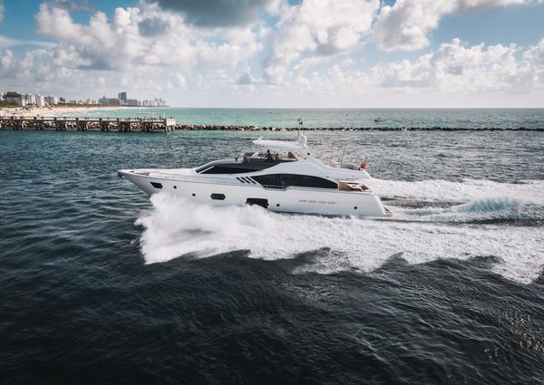 Ferretti Yachts 870 image