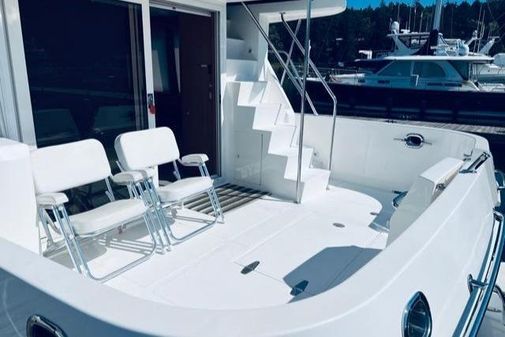 Ocean Alexander Altus Sedan image