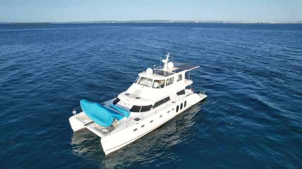 PowerPlay Catamarans Power Cat 