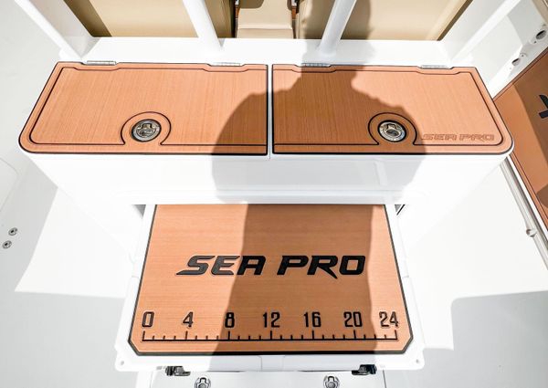 Sea Pro 320 DLX image
