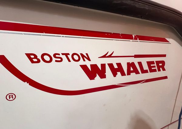 Boston-whaler 23-CONQUEST image