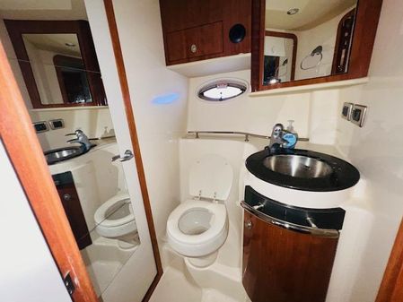 Sea Ray 390 Sundancer image