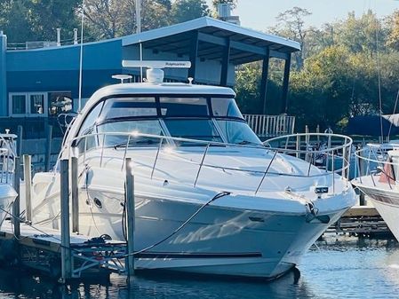 Sea Ray 390 Sundancer image