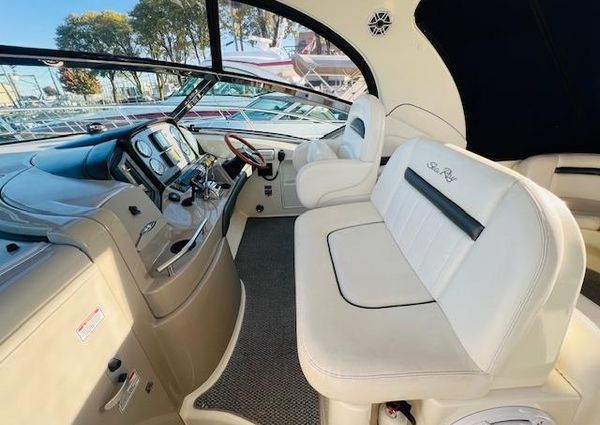 Sea Ray 390 Sundancer image