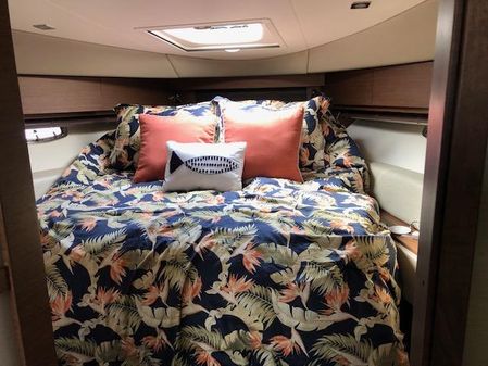 Sea Ray 410 Sundancer image