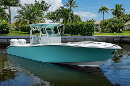 Yellowfin 32 image