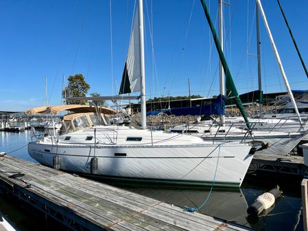 Beneteau 331 image