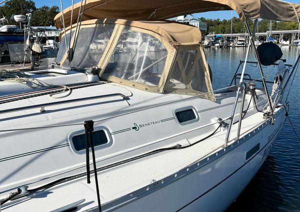 Beneteau 331 image