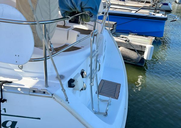 Beneteau 331 image