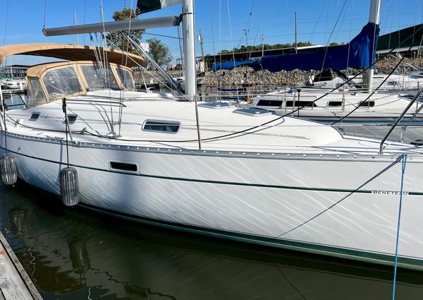 Beneteau 331 image