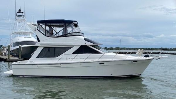 Bayliner 3988 MOTOR YACHT