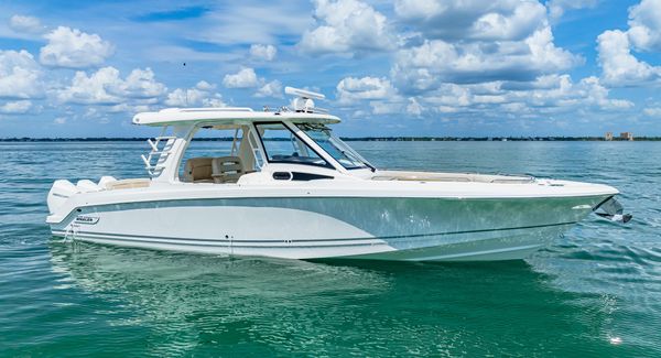 Boston Whaler 35 REALM image