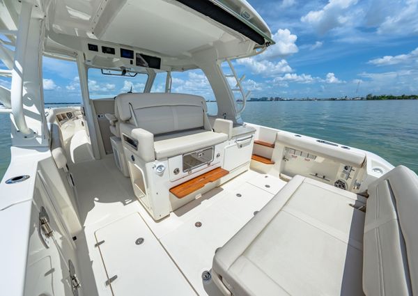 Boston Whaler 35 REALM image