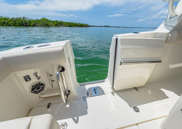 Boston Whaler 35 REALM image