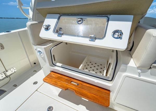 Boston Whaler 35 REALM image