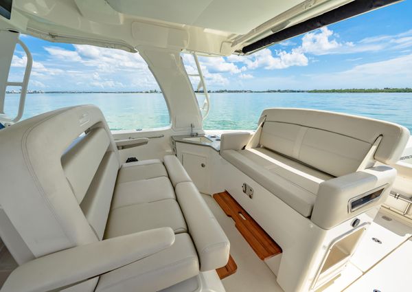 Boston Whaler 35 REALM image