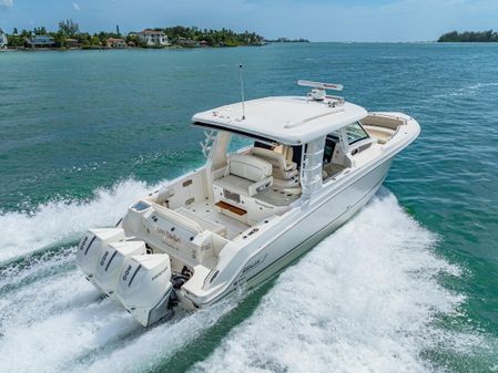 Boston Whaler 35 REALM image