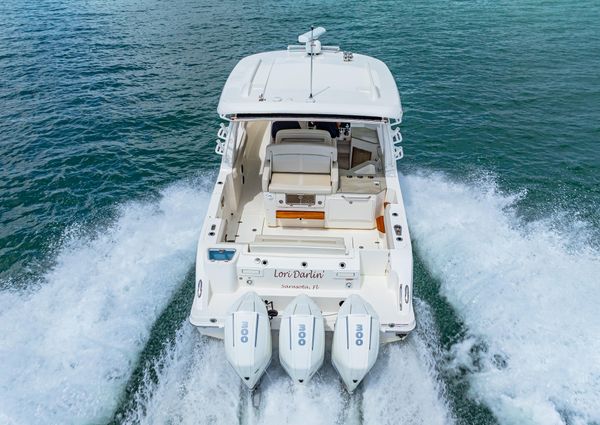 Boston Whaler 35 REALM image