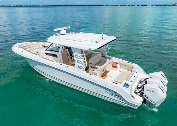 Boston Whaler 35 REALM image