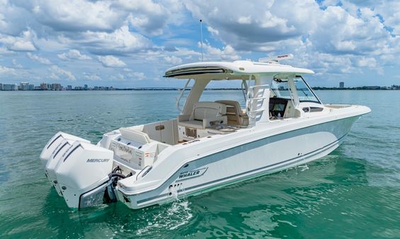 Boston Whaler 35 REALM image