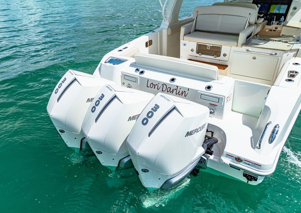 Boston Whaler 35 REALM image