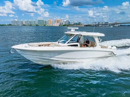 Boston Whaler 35 REALM image