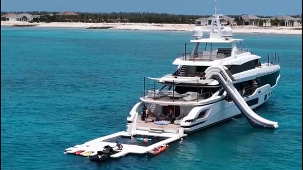 Azimut 38M Grande