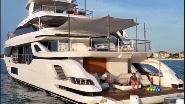 Azimut 38M Grande image