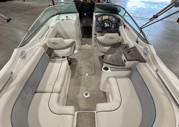 Rinker 276-CAPTIVA-BOWRIDER image