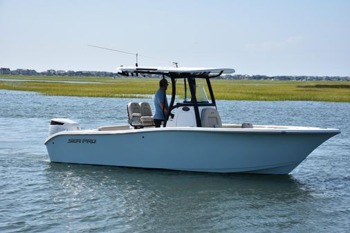 Sea-pro 239-CENTER-CONSOLE image