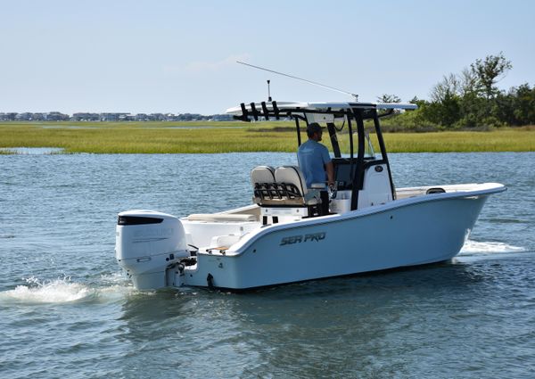 Sea-pro 239-CENTER-CONSOLE image