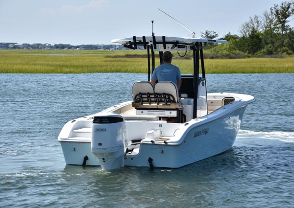 Sea-pro 239-CENTER-CONSOLE image