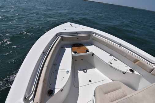 Sea-pro 239-CENTER-CONSOLE image