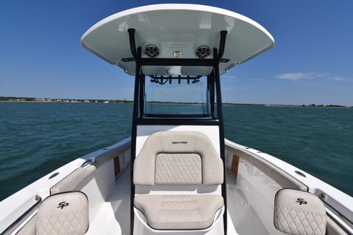 Sea-pro 239-CENTER-CONSOLE image