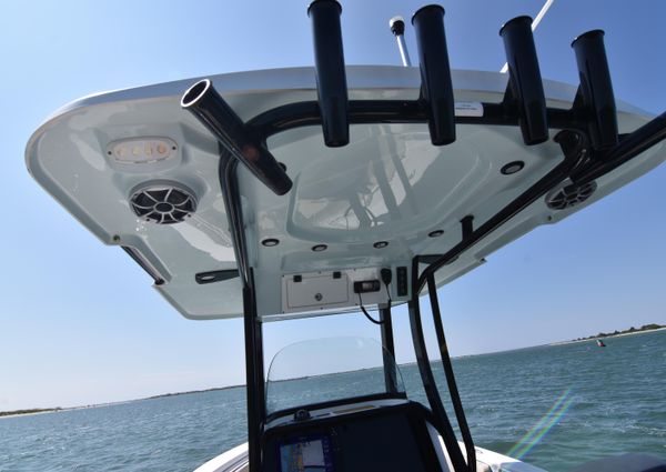 Sea-pro 239-CENTER-CONSOLE image