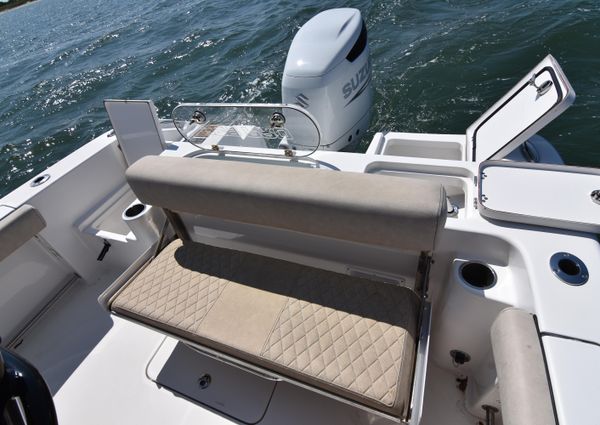 Sea-pro 239-CENTER-CONSOLE image