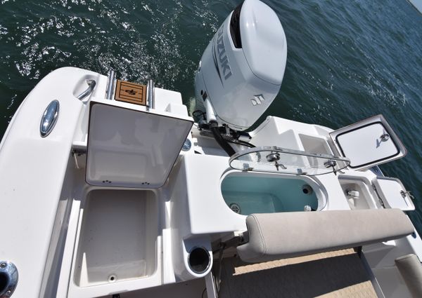 Sea-pro 239-CENTER-CONSOLE image