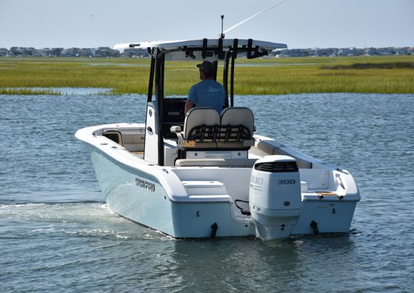 Sea-pro 239-CENTER-CONSOLE image