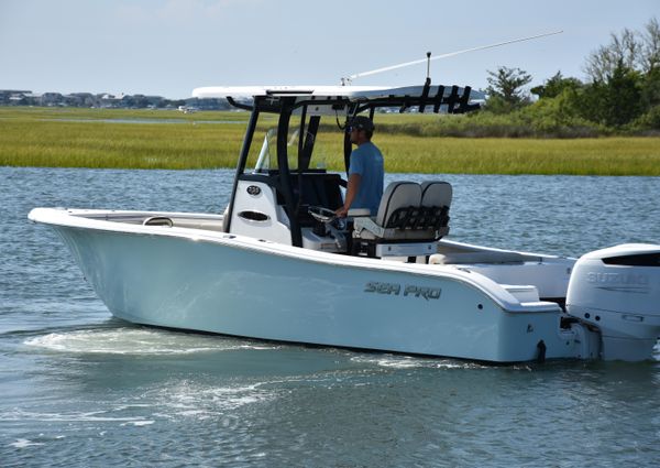 Sea-pro 239-CENTER-CONSOLE image