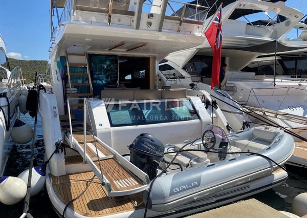 Fairline SQUADRON-65 image